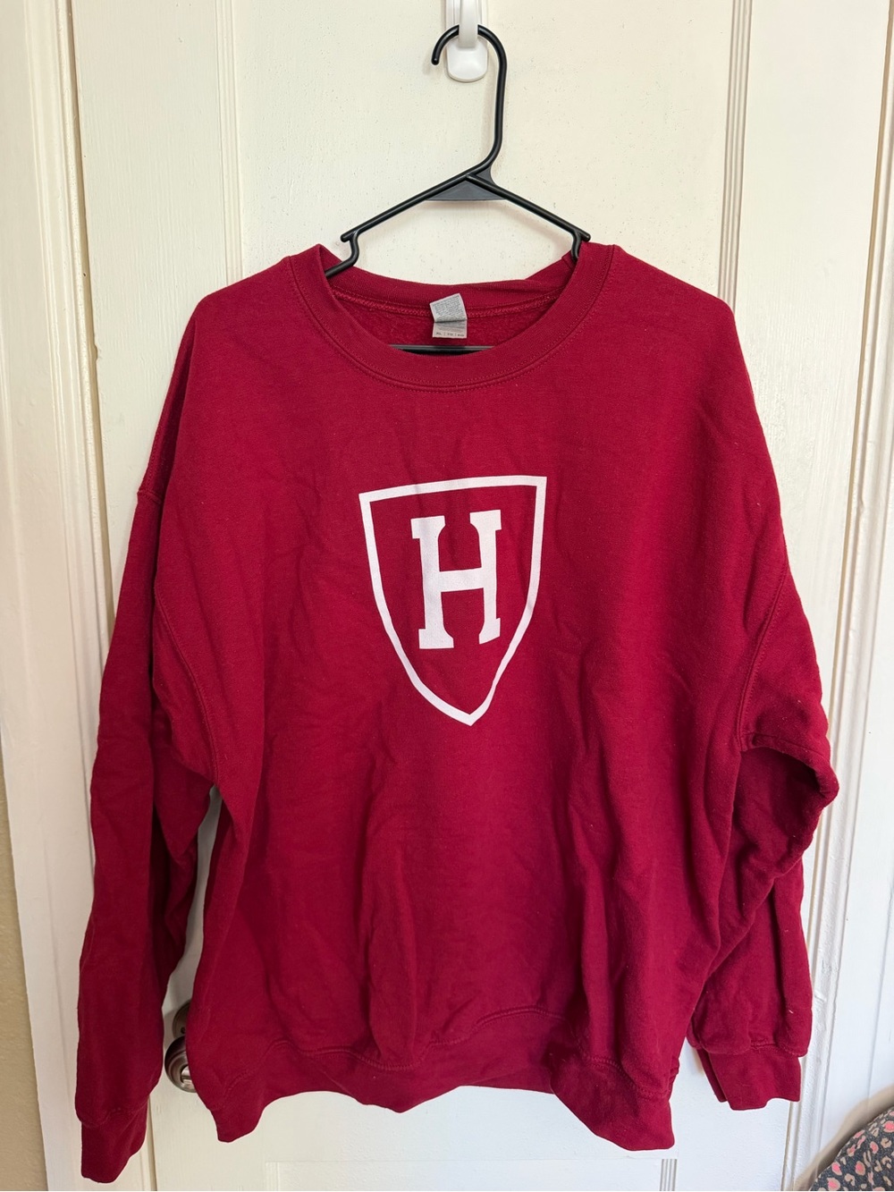 Gildan Harvard Red Pullover Sweatshirt with White Shield. Great cond. Size XL